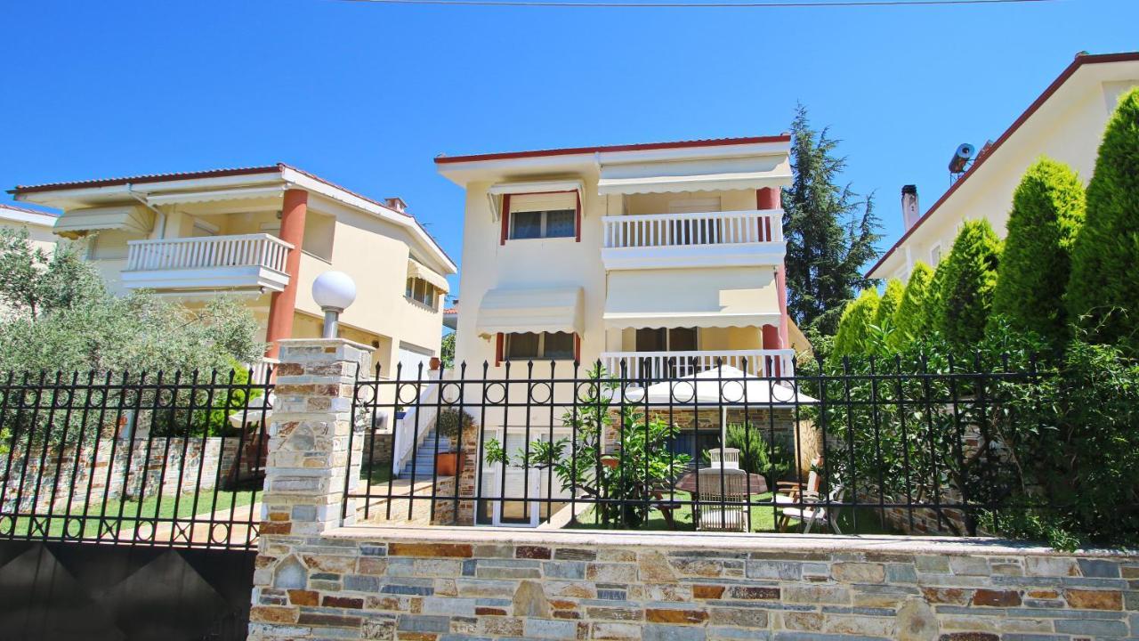 Starfish Villa Nea Iraklitsa エクステリア 写真